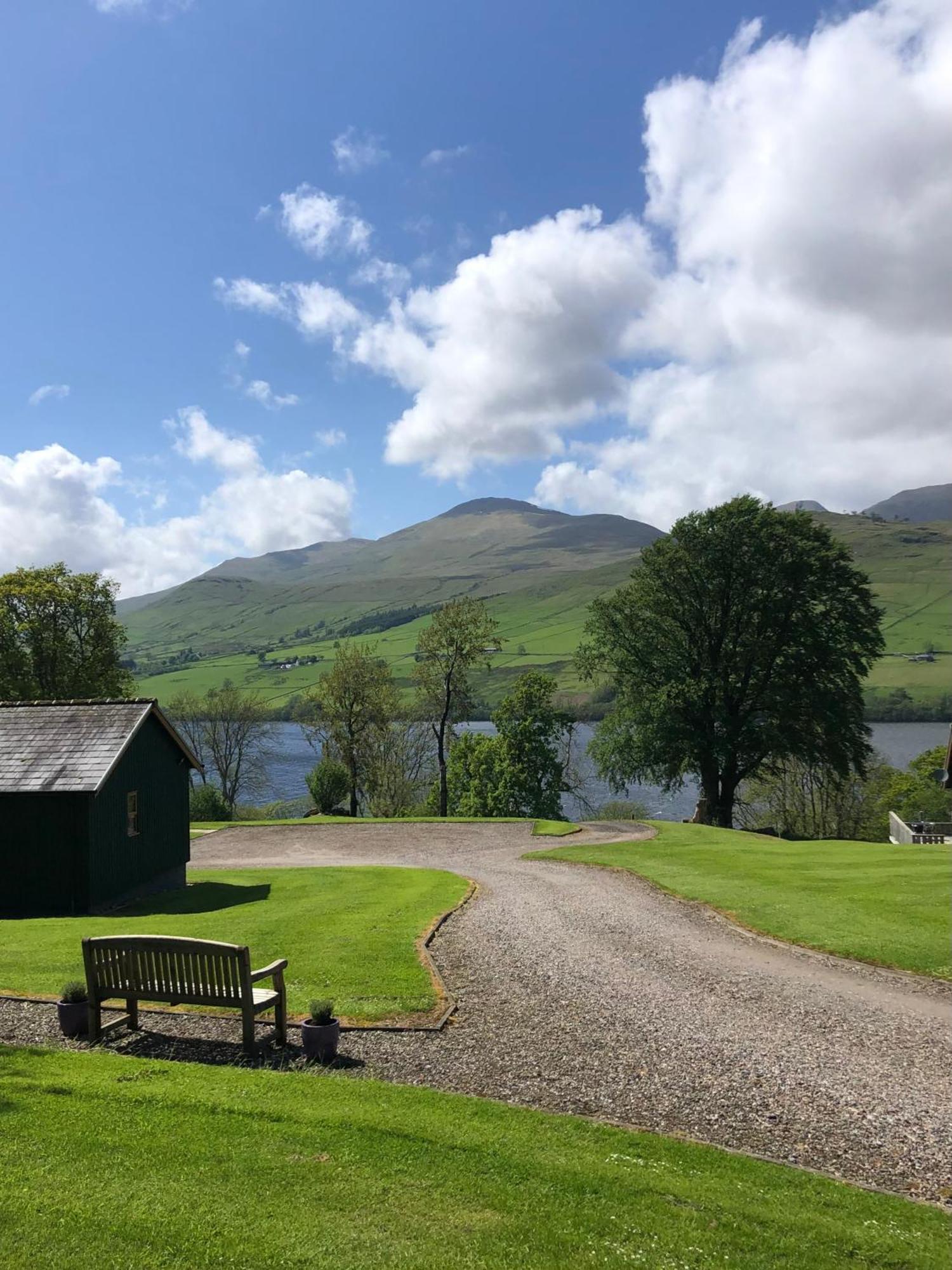 Bracken Lodges, Loch Tay, Linnie Lodge アバーフェルディ エクステリア 写真