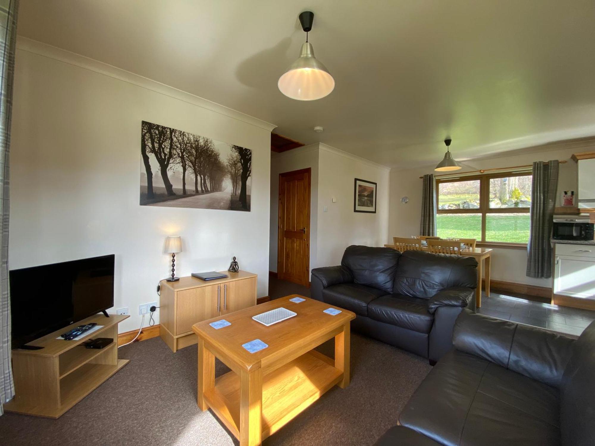 Bracken Lodges, Loch Tay, Linnie Lodge アバーフェルディ エクステリア 写真